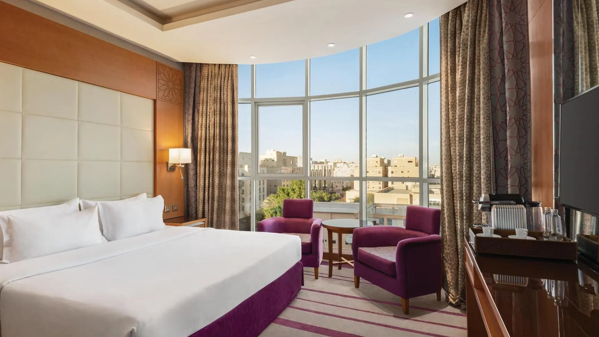 ***** Отель Vivid Jeddah Hotel, A Member Of Radisson Individuals Саудовская Аравия